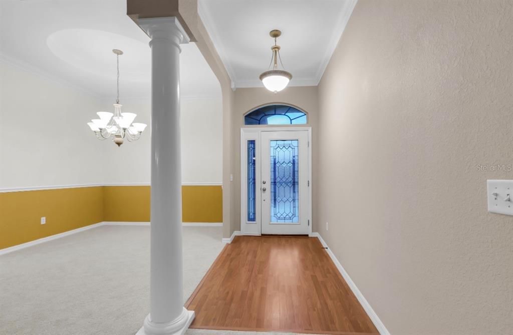 En Venta: $420,000 (3 camas, 2 baños, 2050 Pies cuadrados)