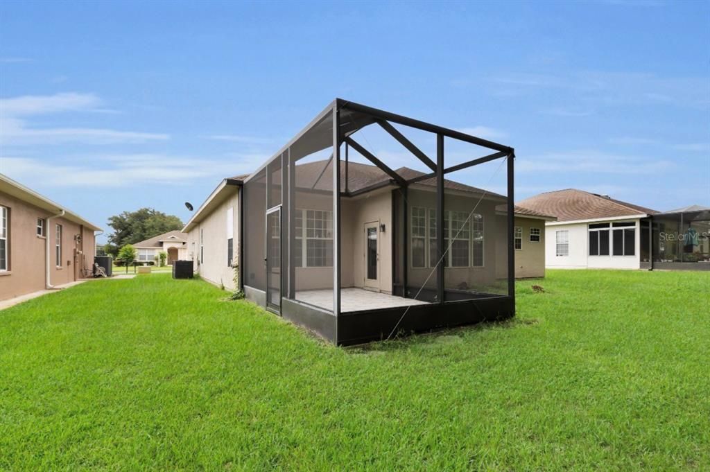 En Venta: $420,000 (3 camas, 2 baños, 2050 Pies cuadrados)