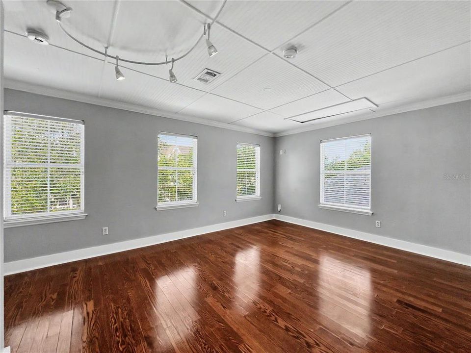 En Venta: $1,230,000 (5 camas, 4 baños, 3418 Pies cuadrados)