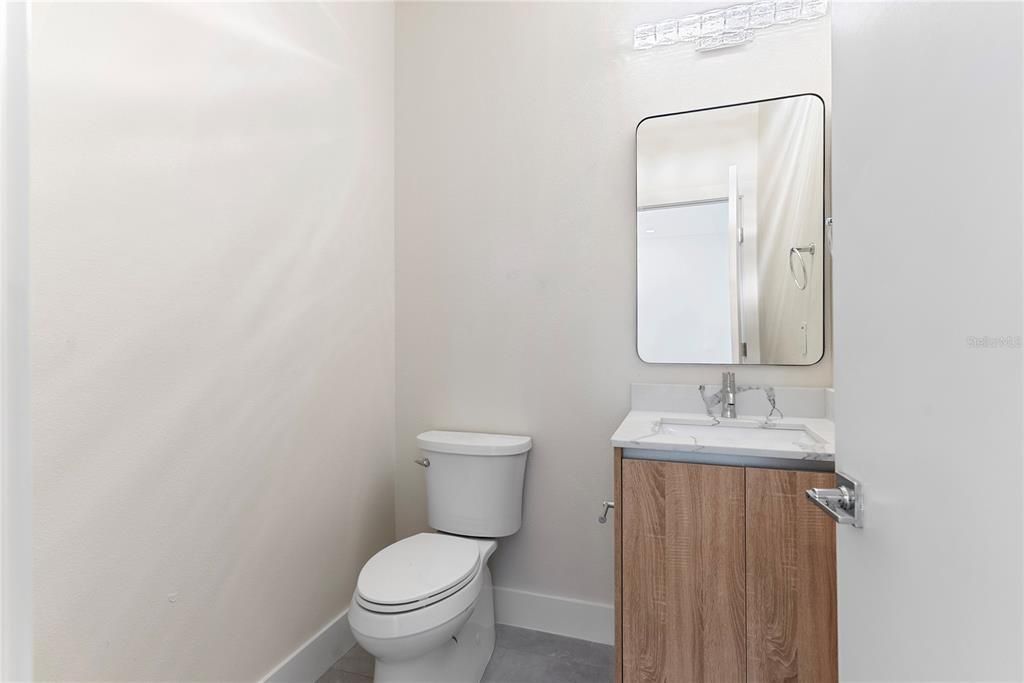 For Sale: $710,000 (3 beds, 3 baths, 2650 Square Feet)