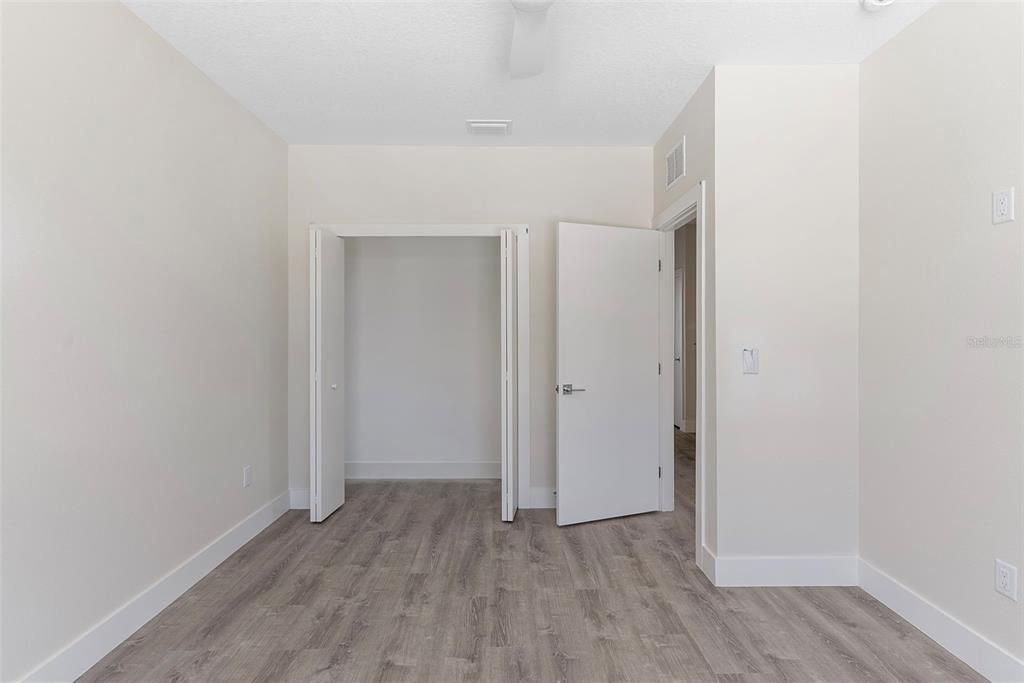 For Sale: $710,000 (3 beds, 3 baths, 2650 Square Feet)