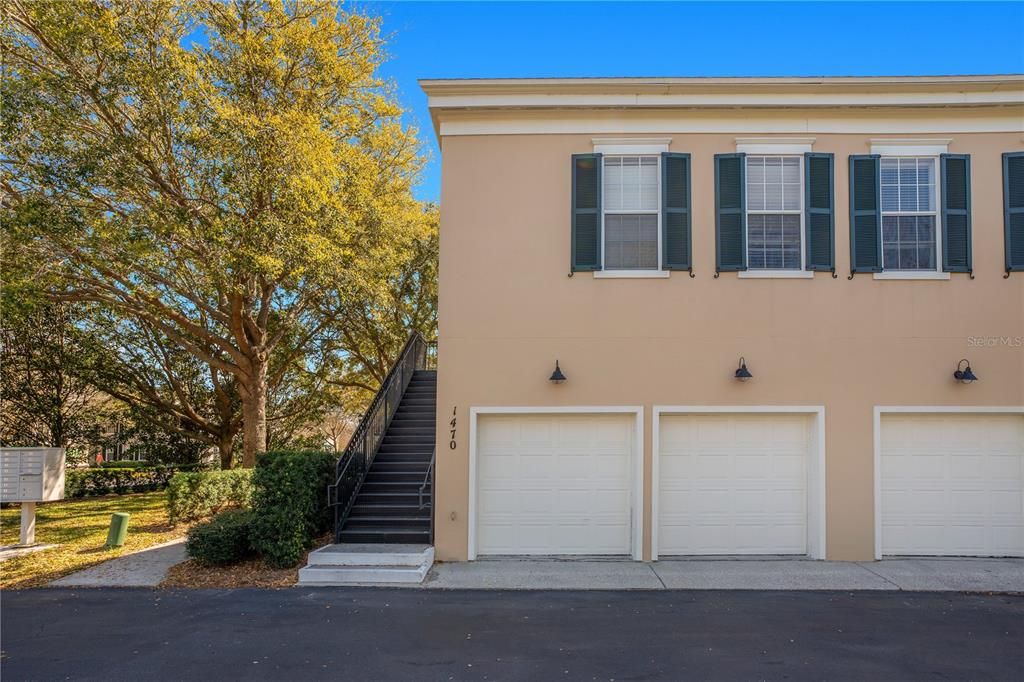 For Rent: $1,900 (0 beds, 1 baths, 624 Square Feet)