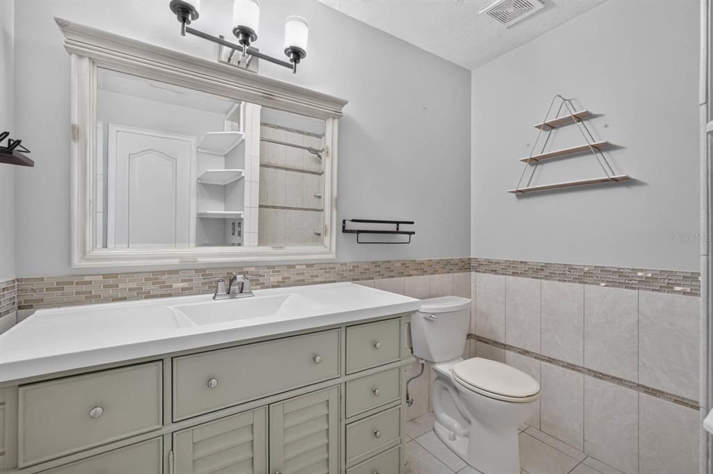 For Sale: $309,000 (3 beds, 2 baths, 1560 Square Feet)