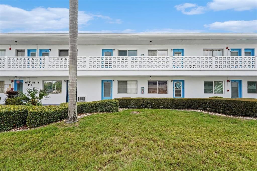 Active With Contract: $50,000 (1 beds, 1 baths, 608 Square Feet)