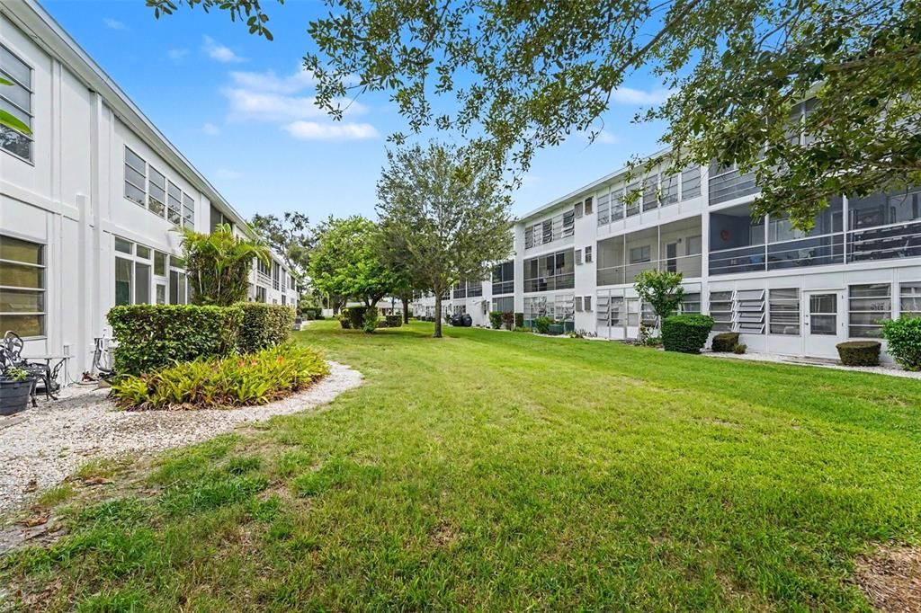 Active With Contract: $50,000 (1 beds, 1 baths, 608 Square Feet)