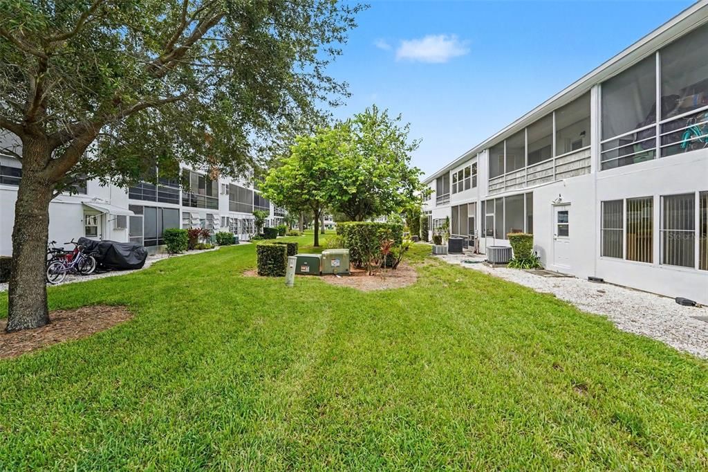 Active With Contract: $50,000 (1 beds, 1 baths, 608 Square Feet)