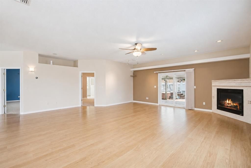 For Sale: $695,000 (3 beds, 2 baths, 2141 Square Feet)
