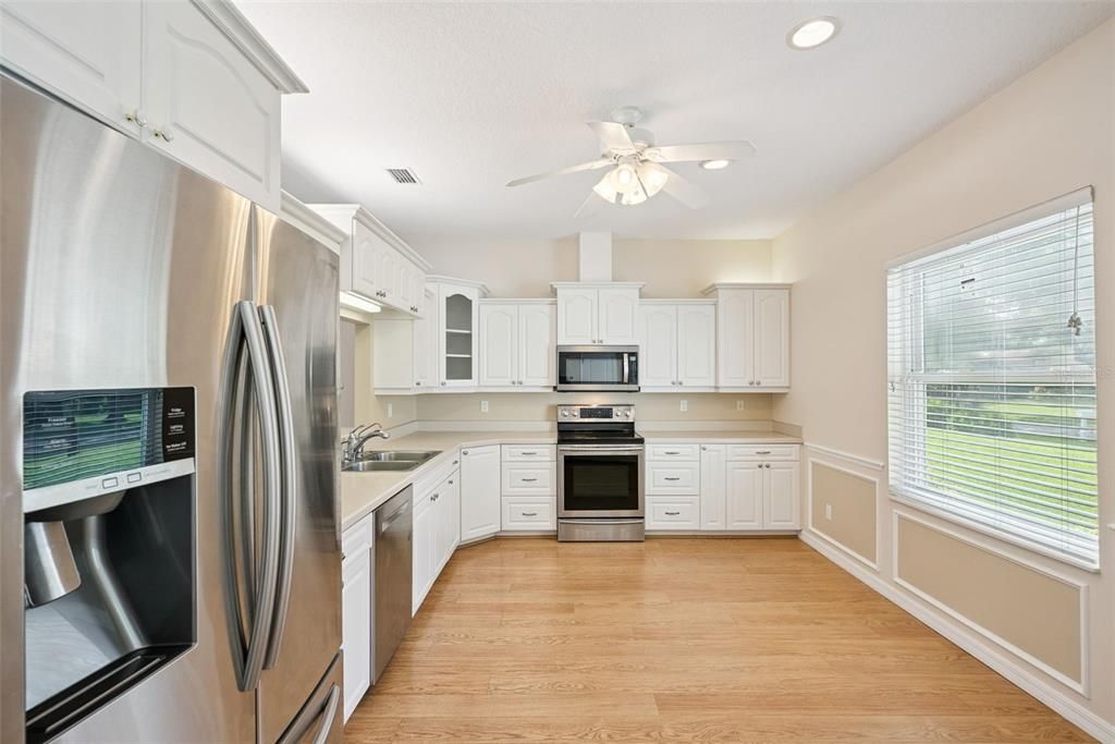 For Sale: $695,000 (3 beds, 2 baths, 2141 Square Feet)