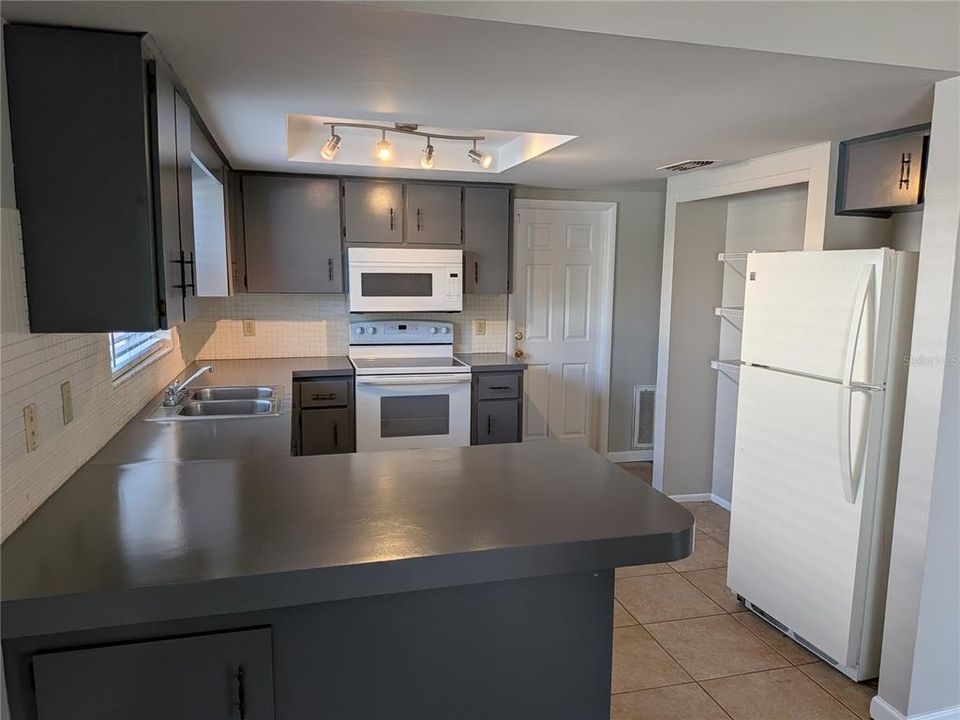В аренду: $1,500 (2 спален, 2 ванн, 1512 Квадратных фут)