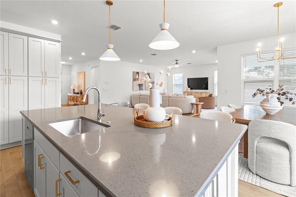 For Sale: $1,289,999 (4 beds, 4 baths, 3306 Square Feet)