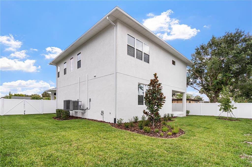 For Sale: $1,289,999 (4 beds, 4 baths, 3306 Square Feet)
