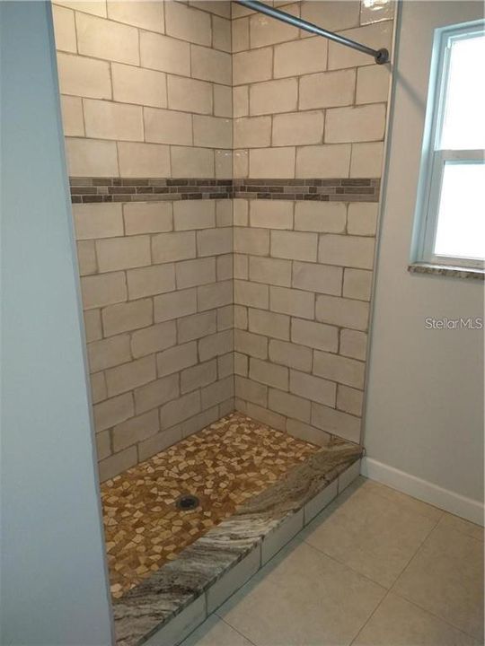 В аренду: $2,600 (4 спален, 2 ванн, 1478 Квадратных фут)