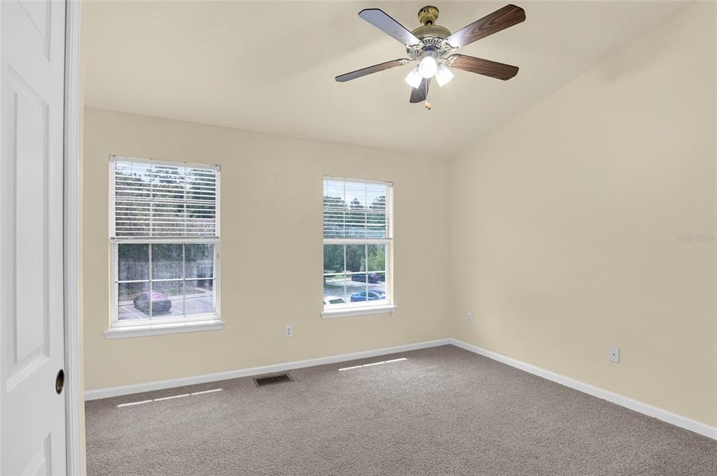 For Sale: $220,000 (2 beds, 2 baths, 1248 Square Feet)