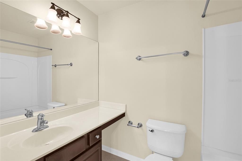 For Sale: $220,000 (2 beds, 2 baths, 1248 Square Feet)