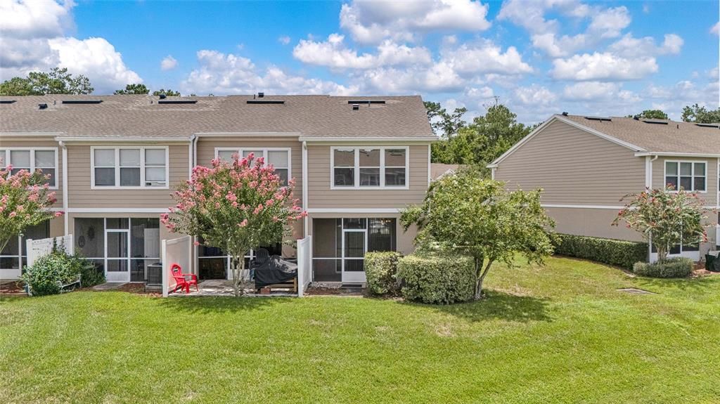 For Sale: $220,000 (2 beds, 2 baths, 1248 Square Feet)