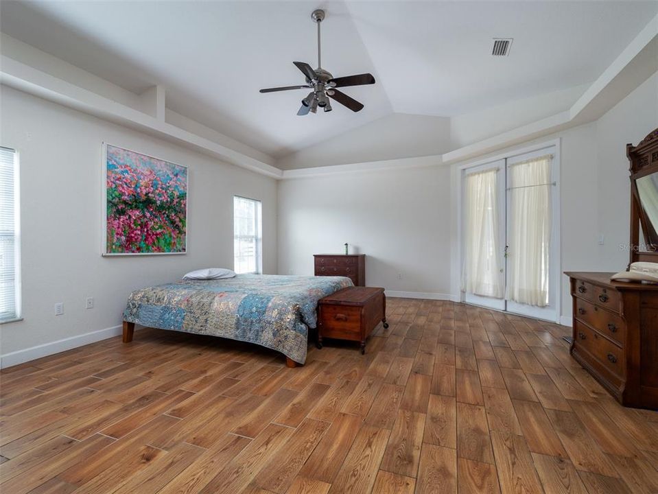 For Sale: $1,265,000 (4 beds, 3 baths, 3353 Square Feet)