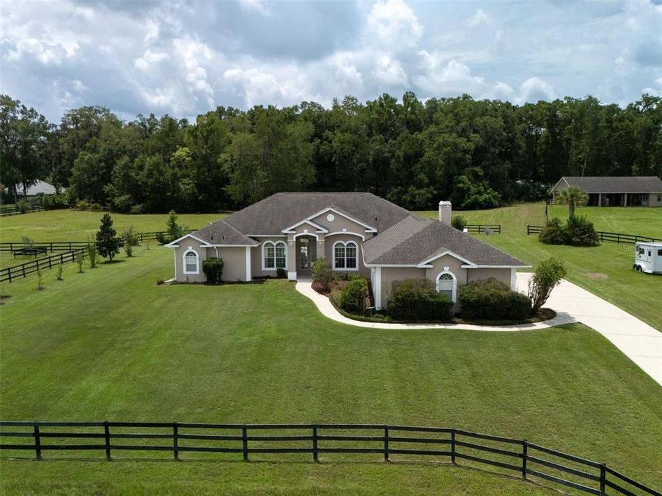 For Sale: $1,265,000 (4 beds, 3 baths, 3353 Square Feet)