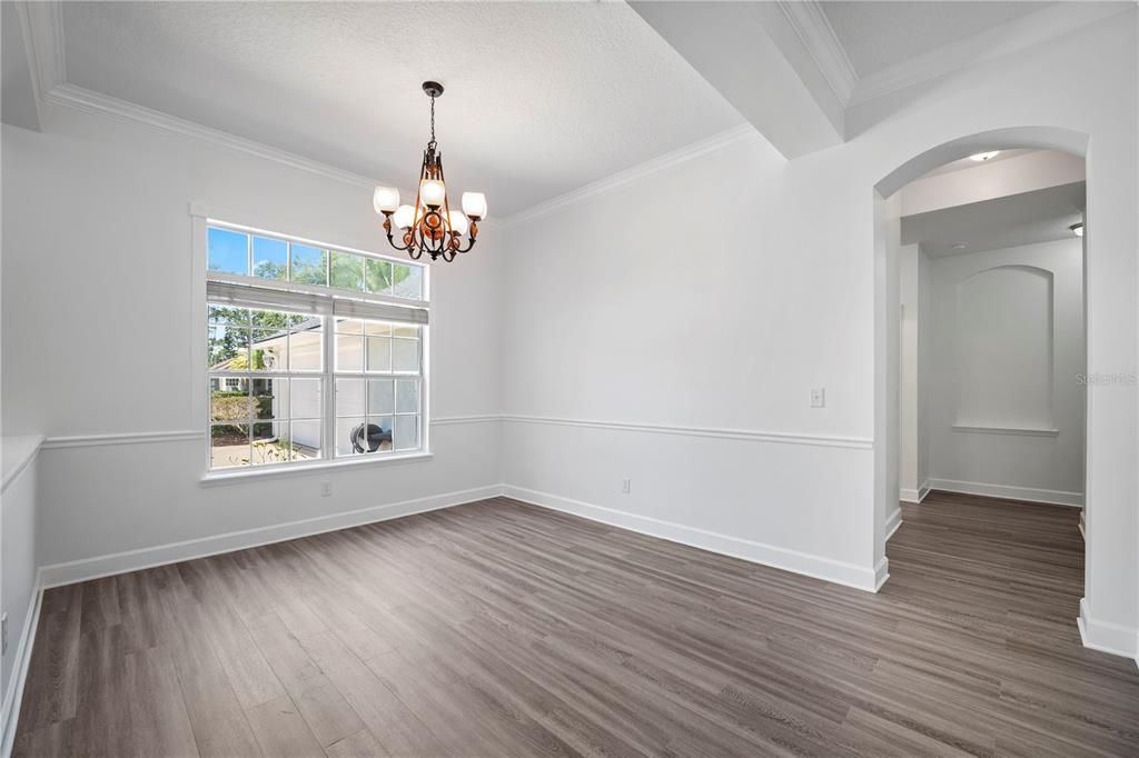 En Venta: $625,000 (4 camas, 3 baños, 2747 Pies cuadrados)