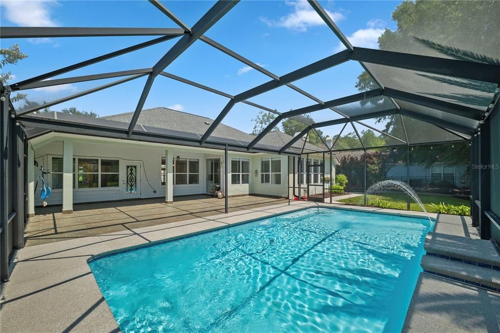 En Venta: $625,000 (4 camas, 3 baños, 2747 Pies cuadrados)