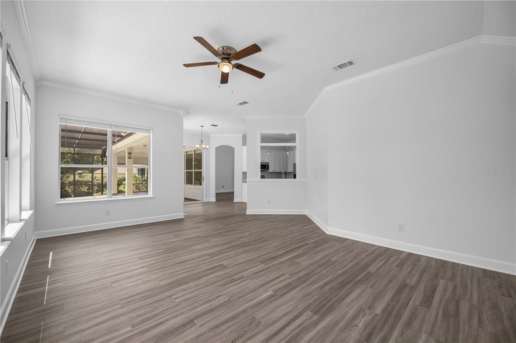 En Venta: $625,000 (4 camas, 3 baños, 2747 Pies cuadrados)