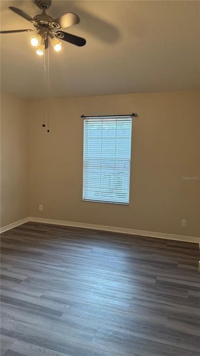 На продажу: $259,900 (3 спален, 2 ванн, 1504 Квадратных фут)