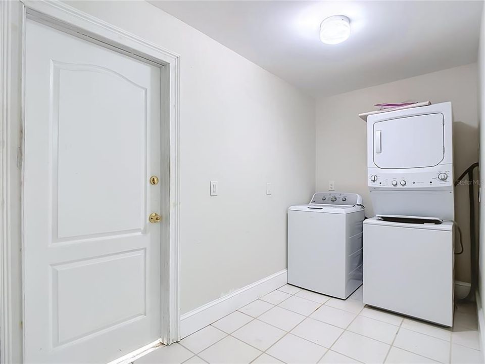 На продажу: $999,000 (3 спален, 2 ванн, 1797 Квадратных фут)