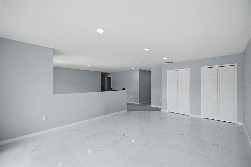 For Sale: $429,900 (6 beds, 4 baths, 3911 Square Feet)