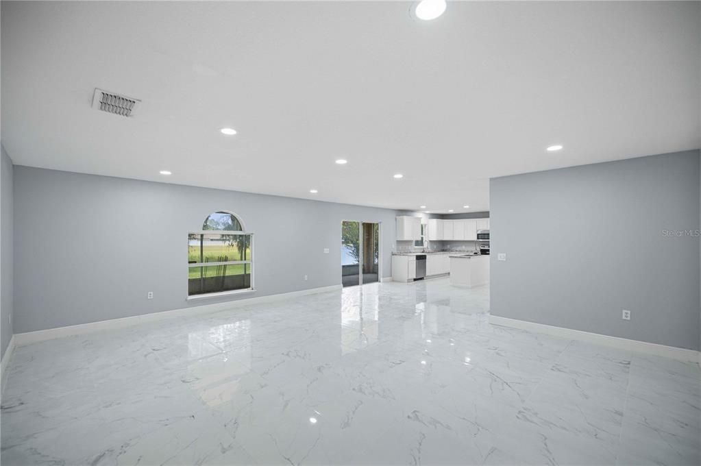 For Sale: $429,900 (6 beds, 4 baths, 3911 Square Feet)