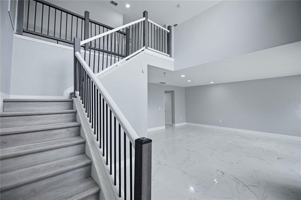 For Sale: $429,900 (6 beds, 4 baths, 3911 Square Feet)