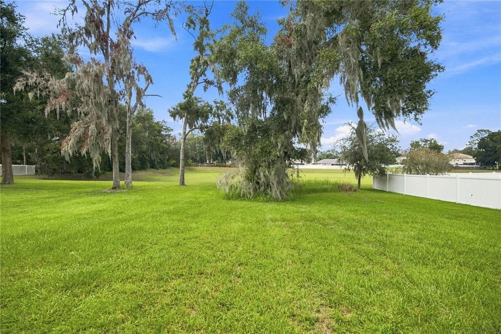 For Sale: $429,900 (6 beds, 4 baths, 3911 Square Feet)