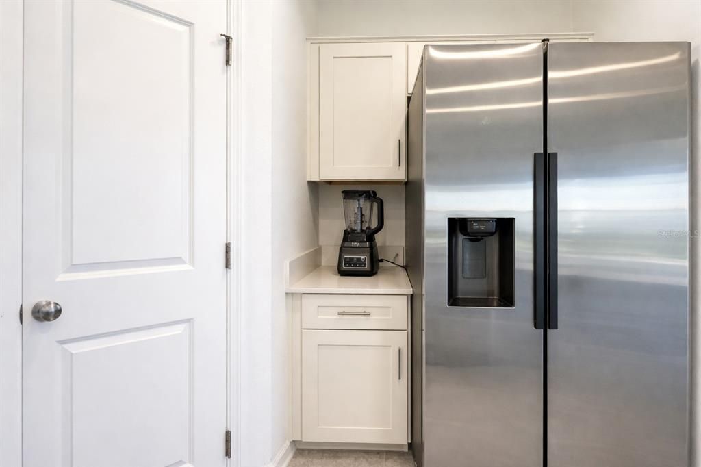 For Sale: $379,900 (4 beds, 2 baths, 2050 Square Feet)