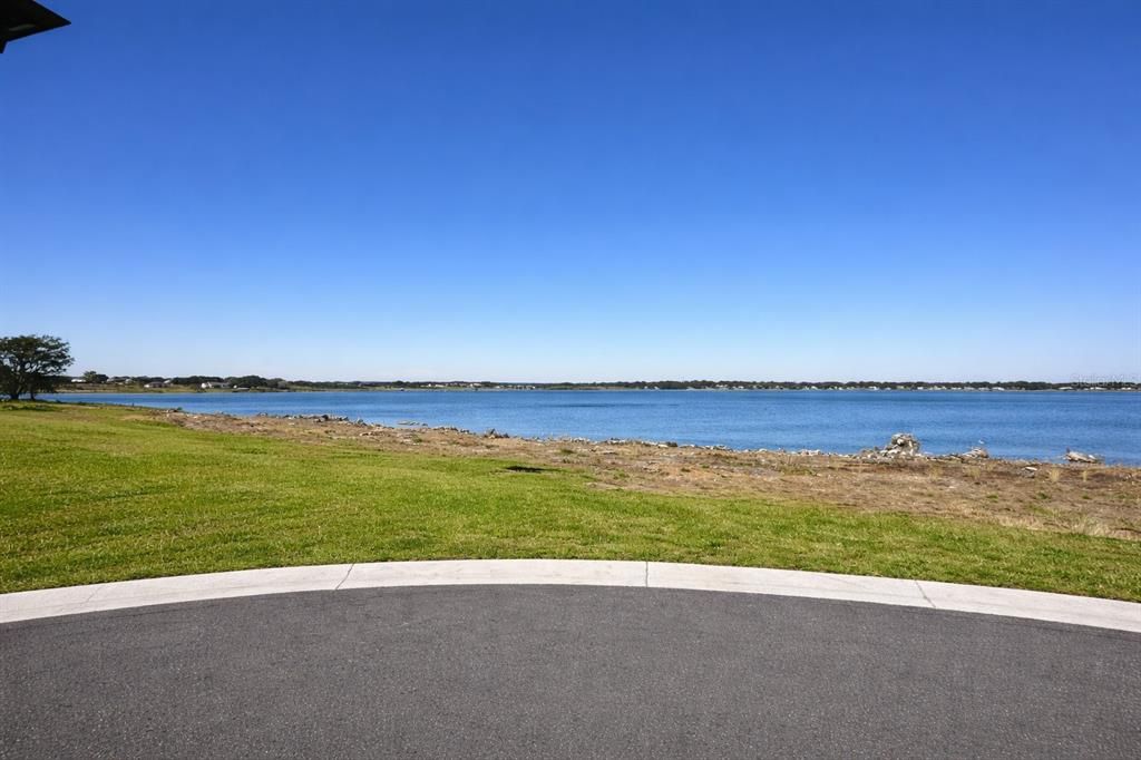 For Sale: $379,900 (4 beds, 2 baths, 2050 Square Feet)