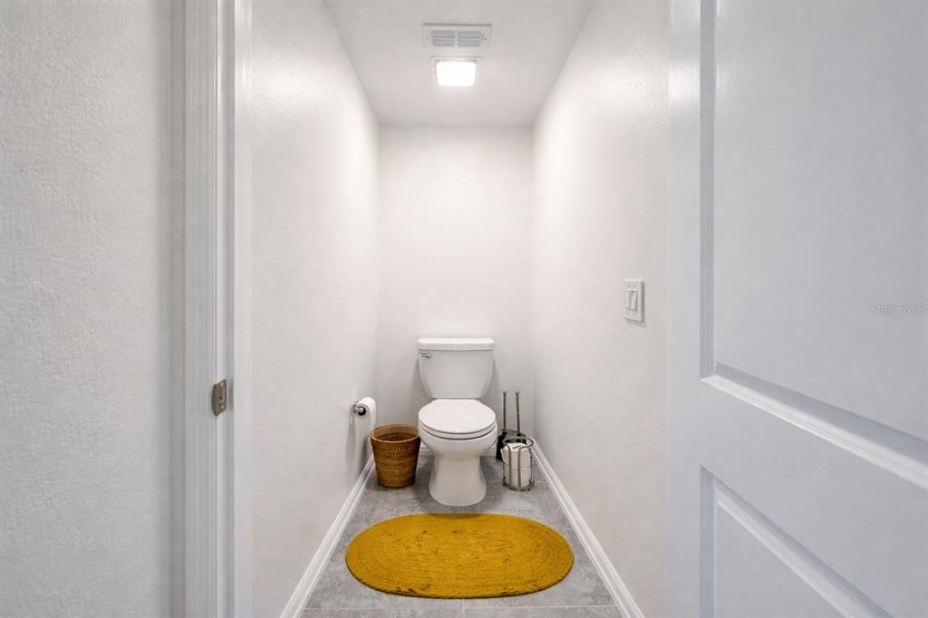 For Sale: $379,900 (4 beds, 2 baths, 2050 Square Feet)