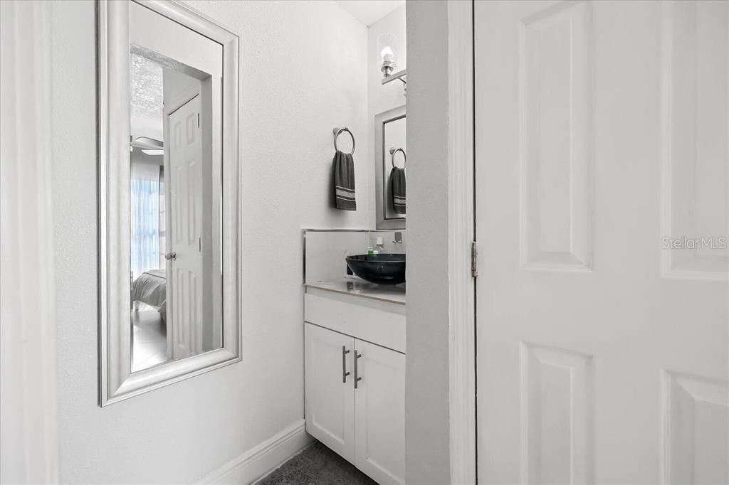 For Rent: $2,200 (3 beds, 2 baths, 1.52 Square Feet)