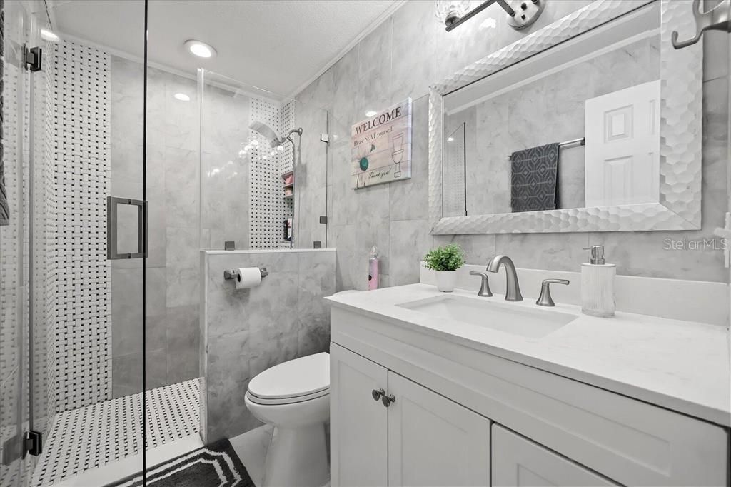 For Rent: $2,200 (3 beds, 2 baths, 1.52 Square Feet)