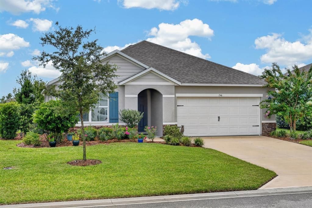 For Sale: $345,900 (3 beds, 2 baths, 1672 Square Feet)