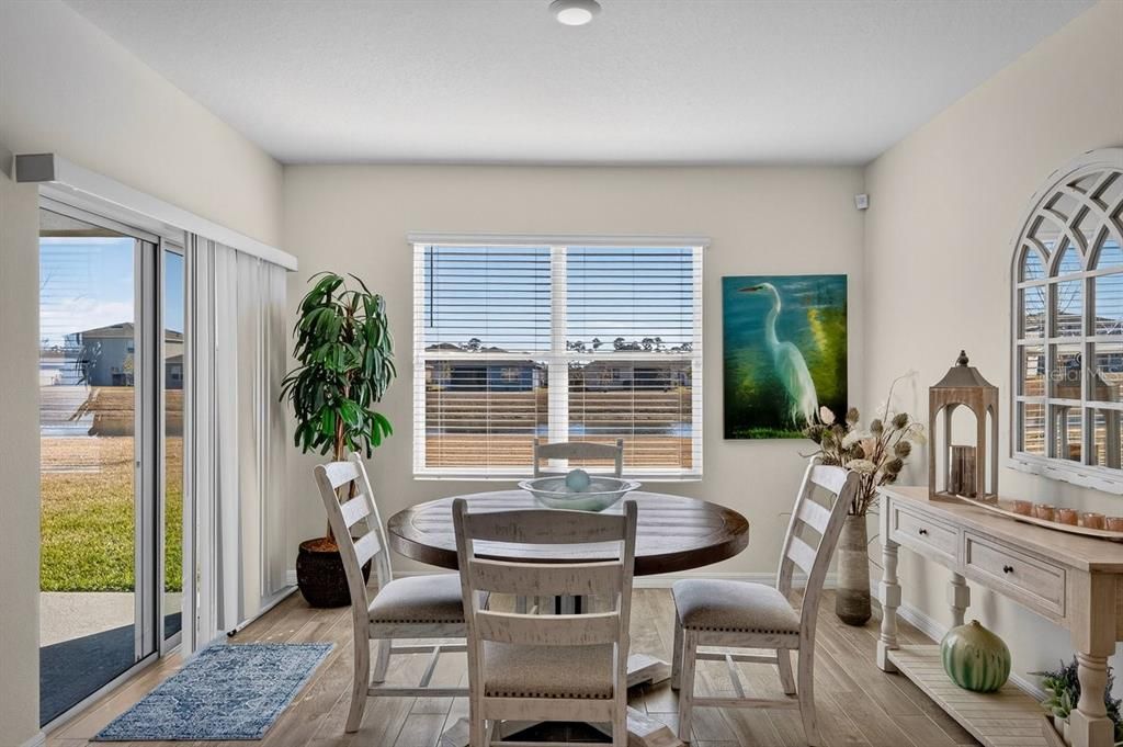 For Sale: $345,900 (3 beds, 2 baths, 1672 Square Feet)