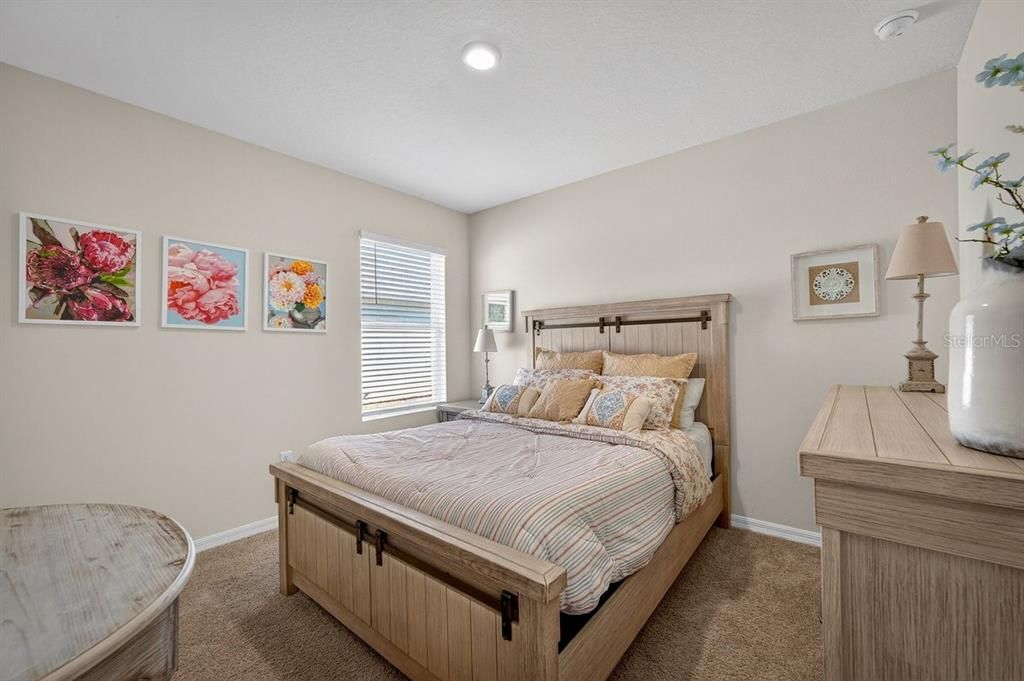 For Sale: $345,900 (3 beds, 2 baths, 1672 Square Feet)