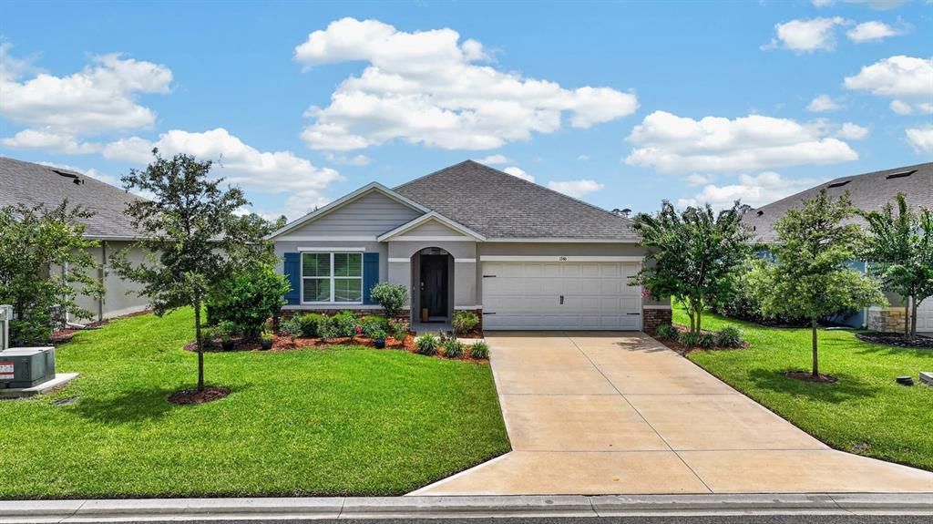 For Sale: $345,900 (3 beds, 2 baths, 1672 Square Feet)