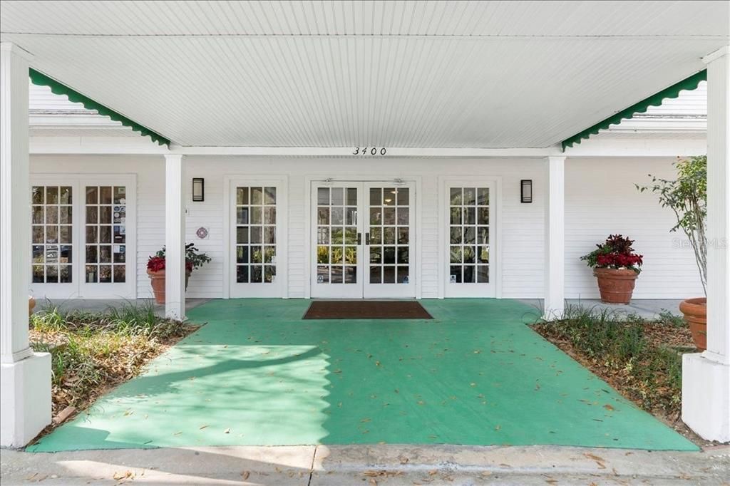 For Sale: $345,900 (3 beds, 2 baths, 1672 Square Feet)