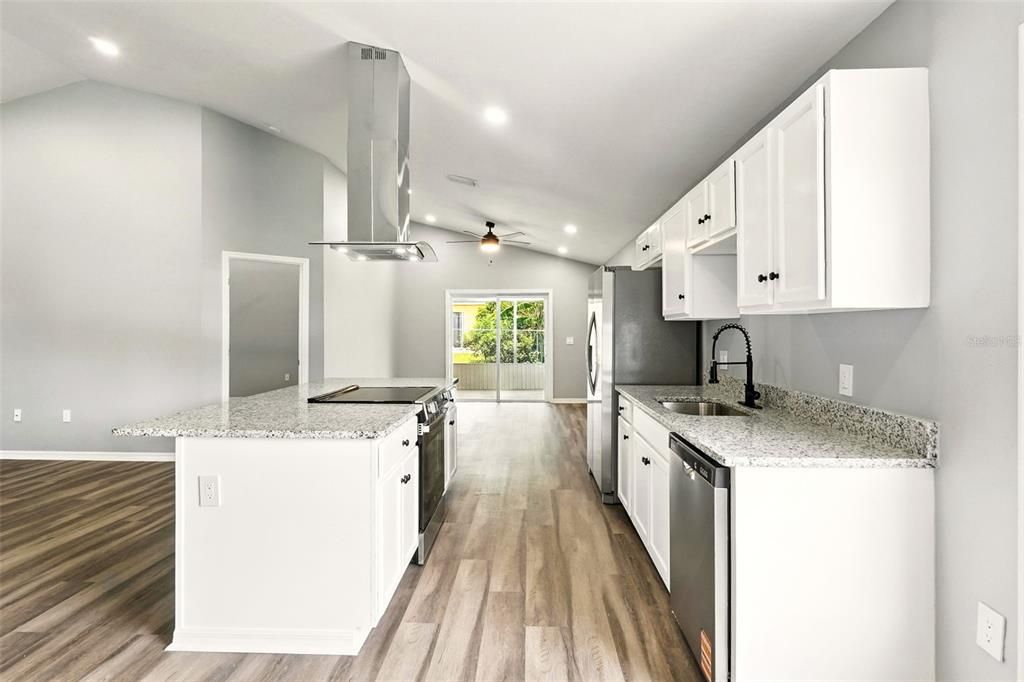 For Sale: $284,900 (3 beds, 2 baths, 1559 Square Feet)