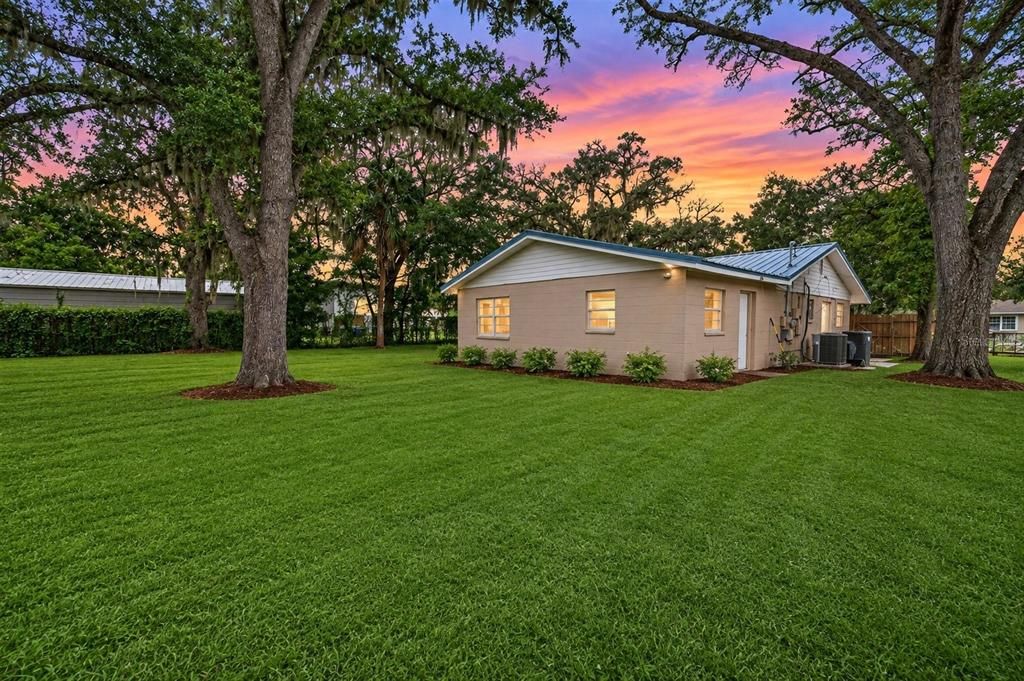 For Sale: $274,900 (4 beds, 1 baths, 1710 Square Feet)