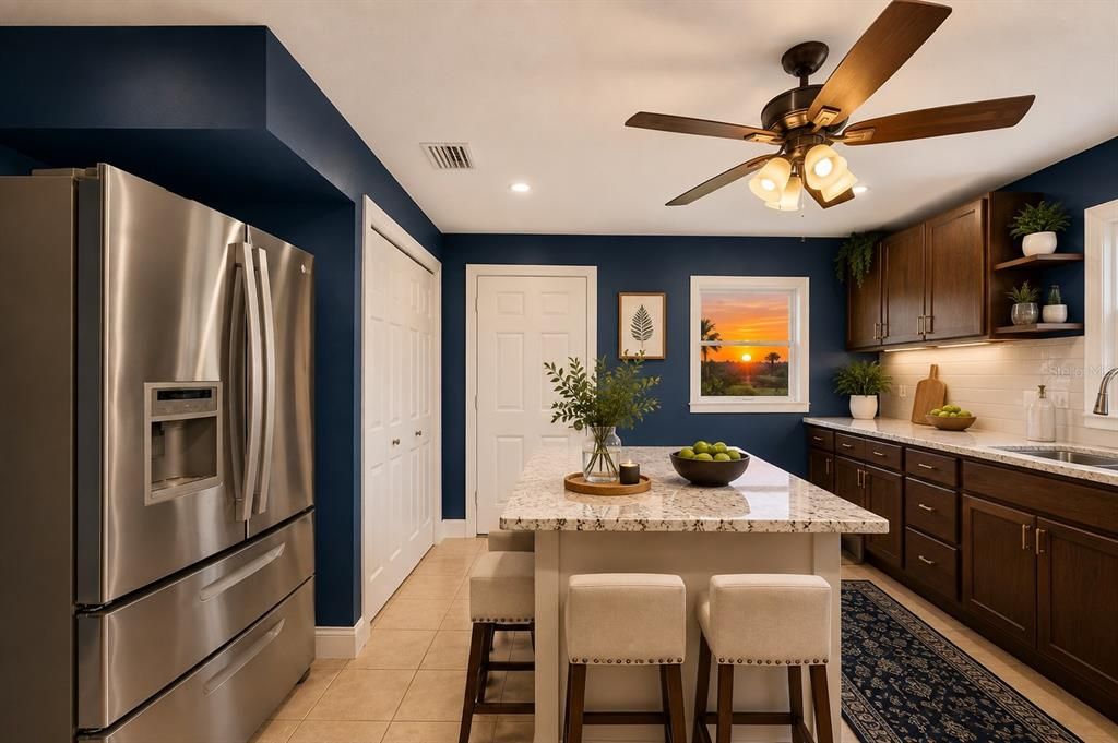 For Sale: $274,900 (4 beds, 1 baths, 1710 Square Feet)