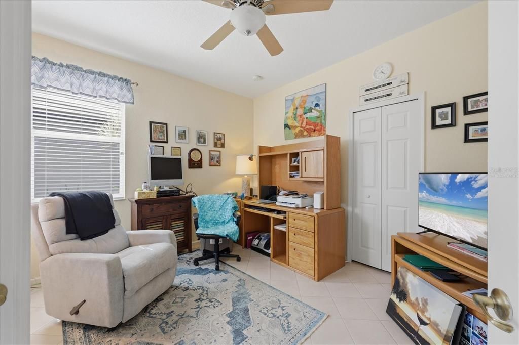For Sale: $410,000 (3 beds, 2 baths, 2105 Square Feet)