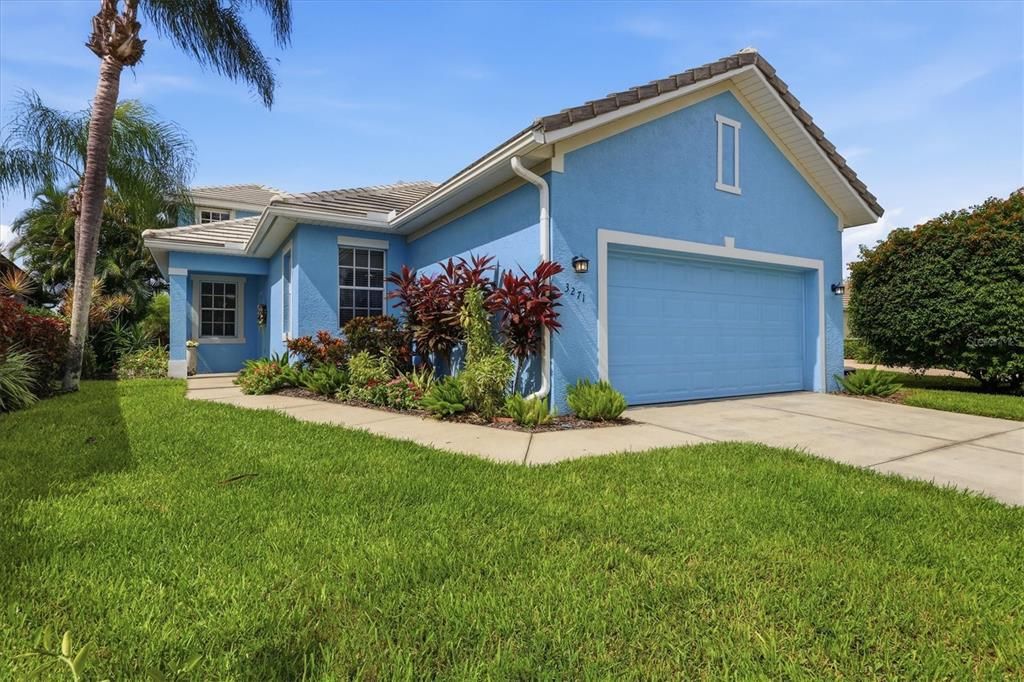 For Sale: $410,000 (3 beds, 2 baths, 2105 Square Feet)