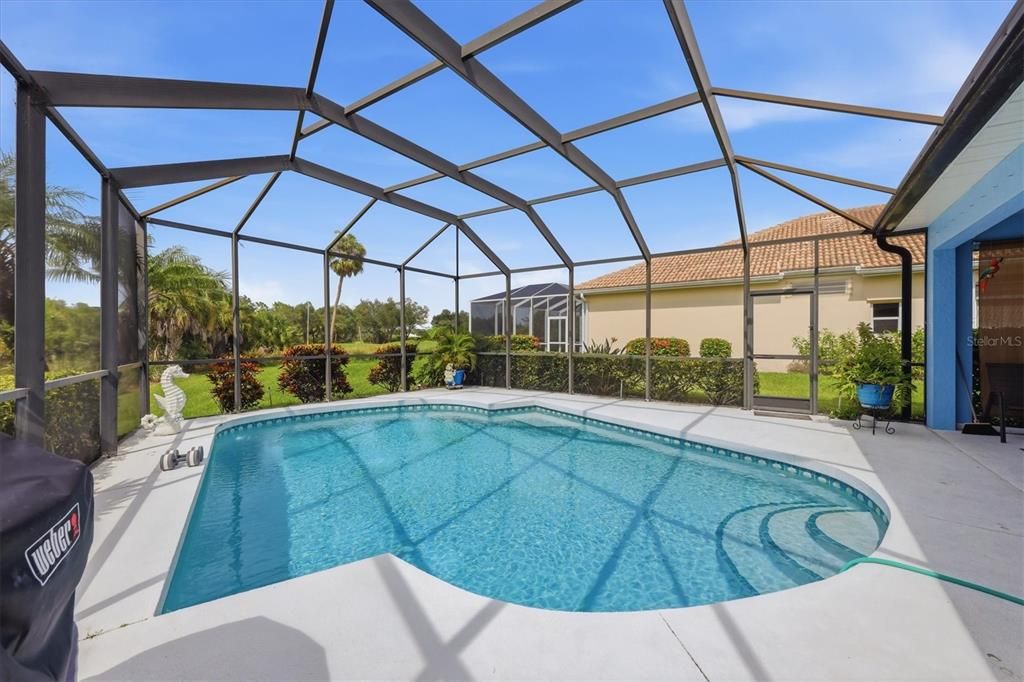For Sale: $410,000 (3 beds, 2 baths, 2105 Square Feet)
