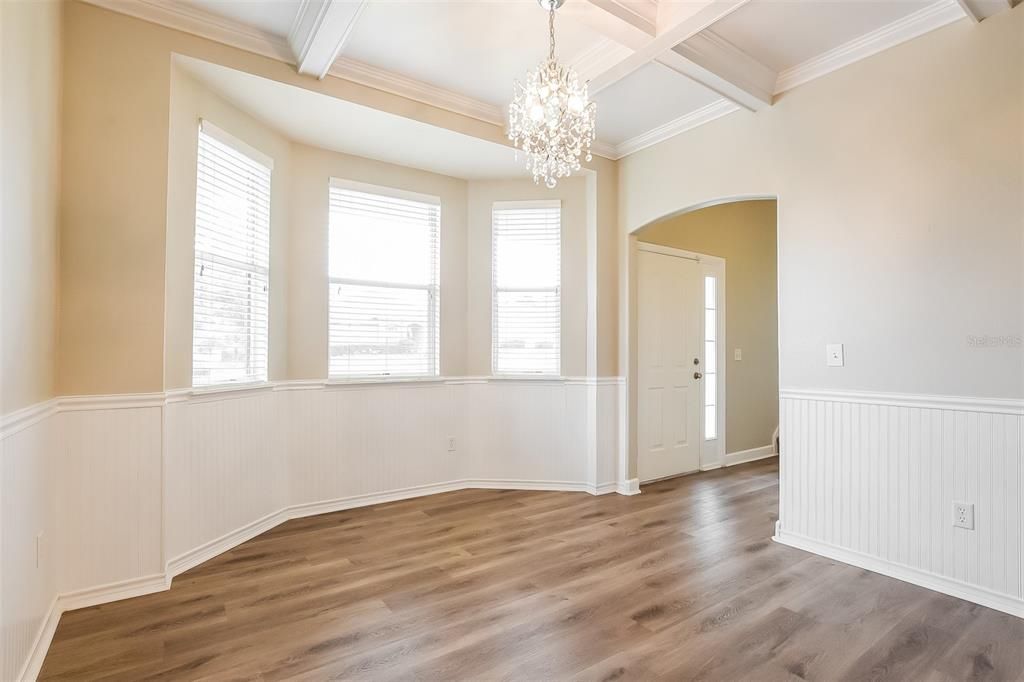 На продажу: $412,900 (3 спален, 2 ванн, 1857 Квадратных фут)