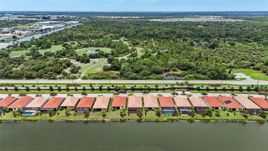Activo con contrato: $610,000 (3 camas, 2 baños, 2214 Pies cuadrados)