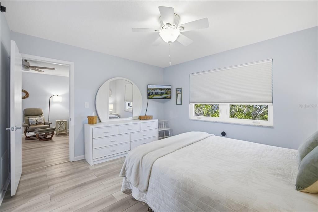 В аренду: $3,200 (2 спален, 2 ванн, 833 Квадратных фут)