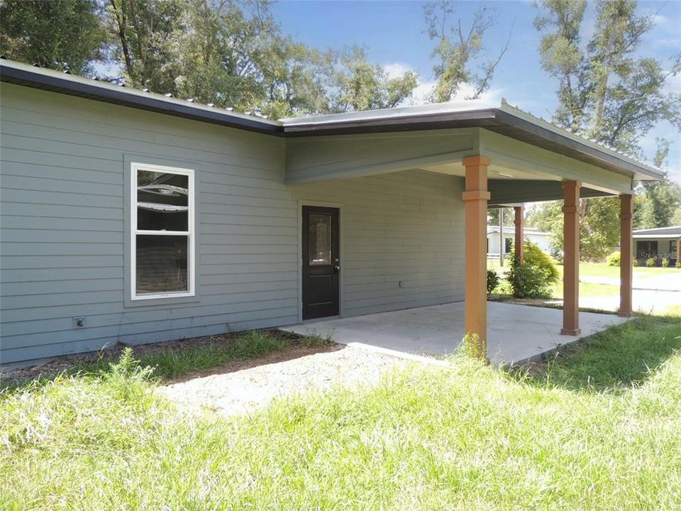 На продажу: $199,900 (2 спален, 2 ванн, 1110 Квадратных фут)